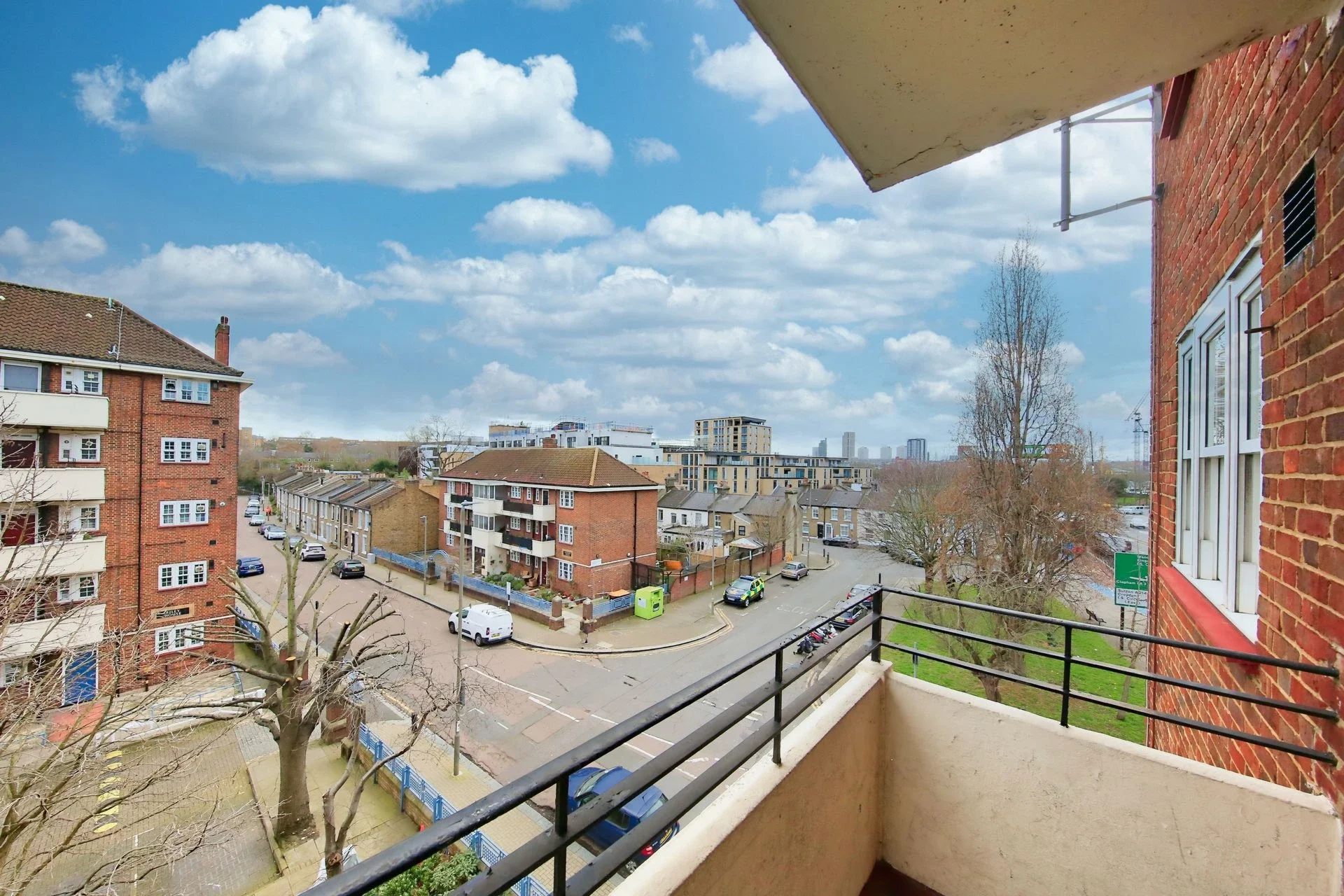 Flat York Road in Greater London