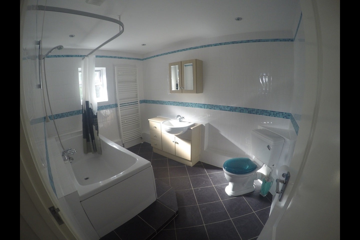 Room Christchurch Road in Borough of Runnymede
