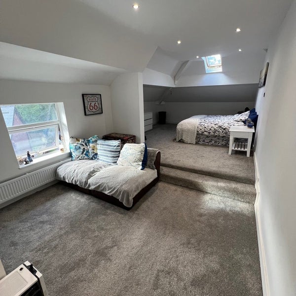 Flat Ellesmere Avenue in Salford
