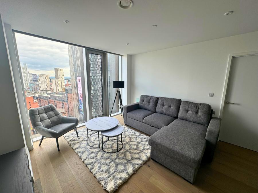 Flat Great Bridgewater Street in Manchester