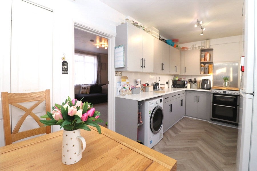 House Bateson Way in Woking