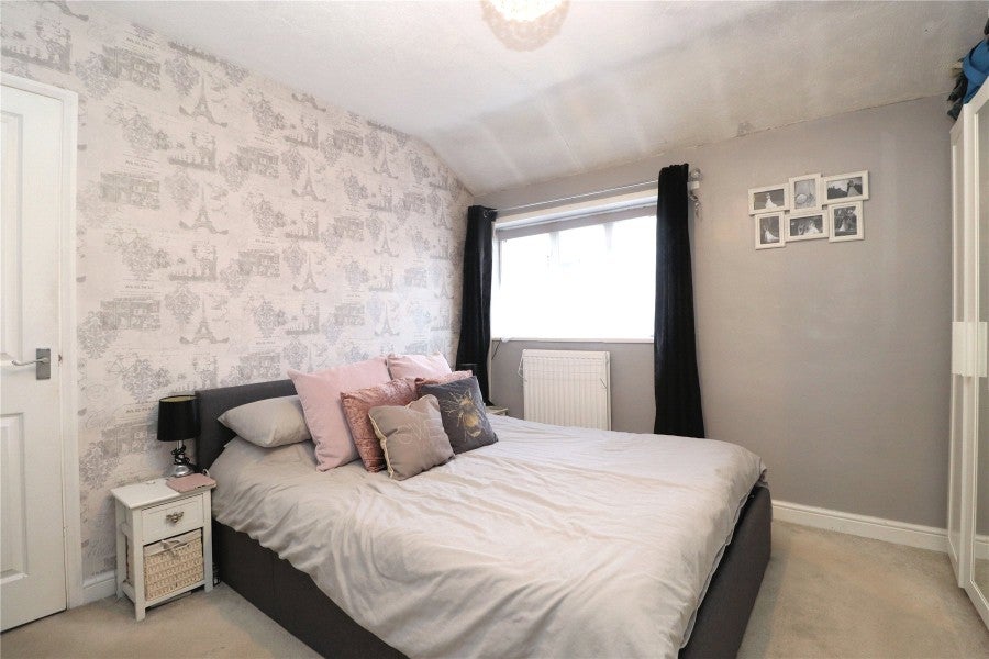 House Bateson Way in Woking