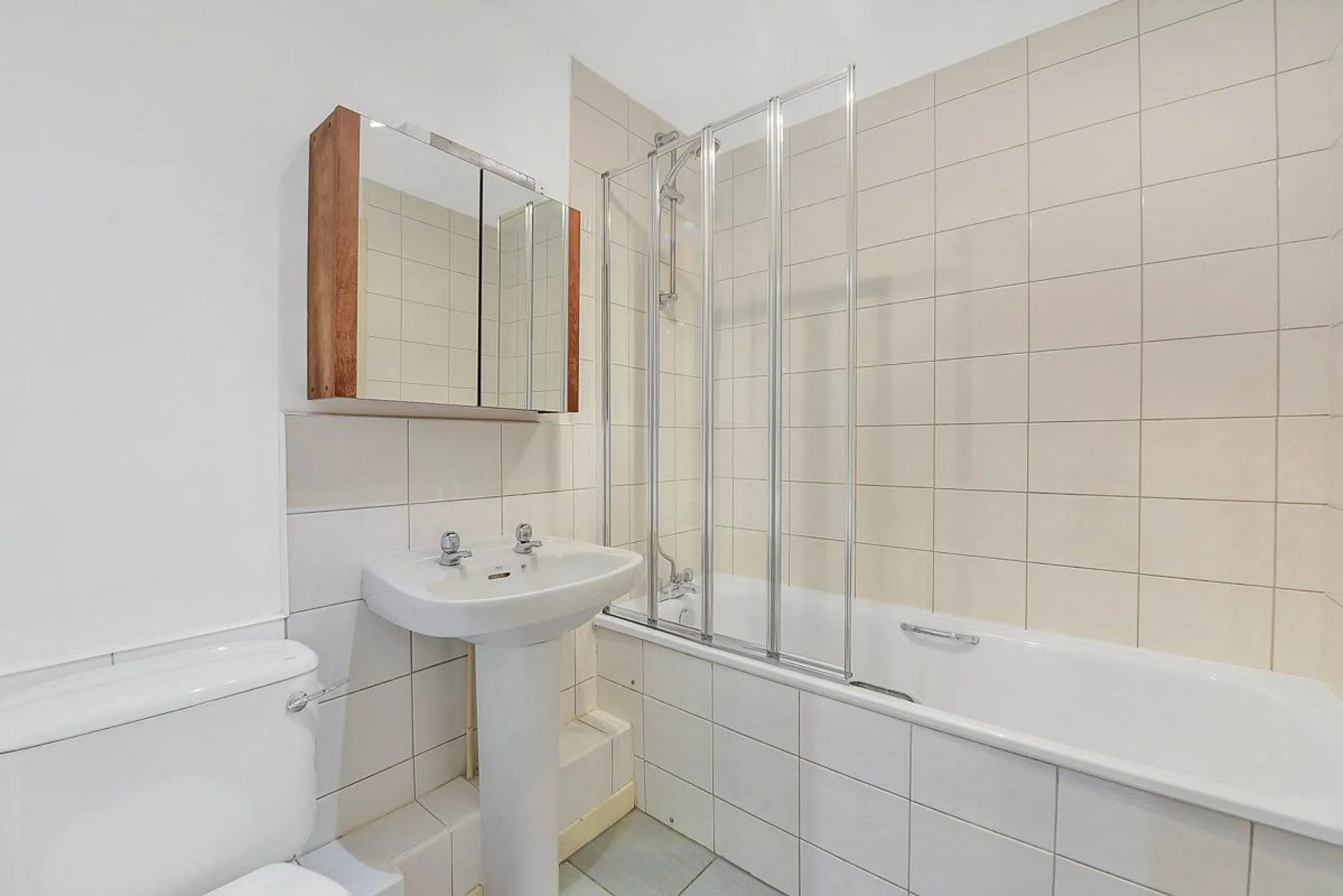 Flat Garford Street in Greater London