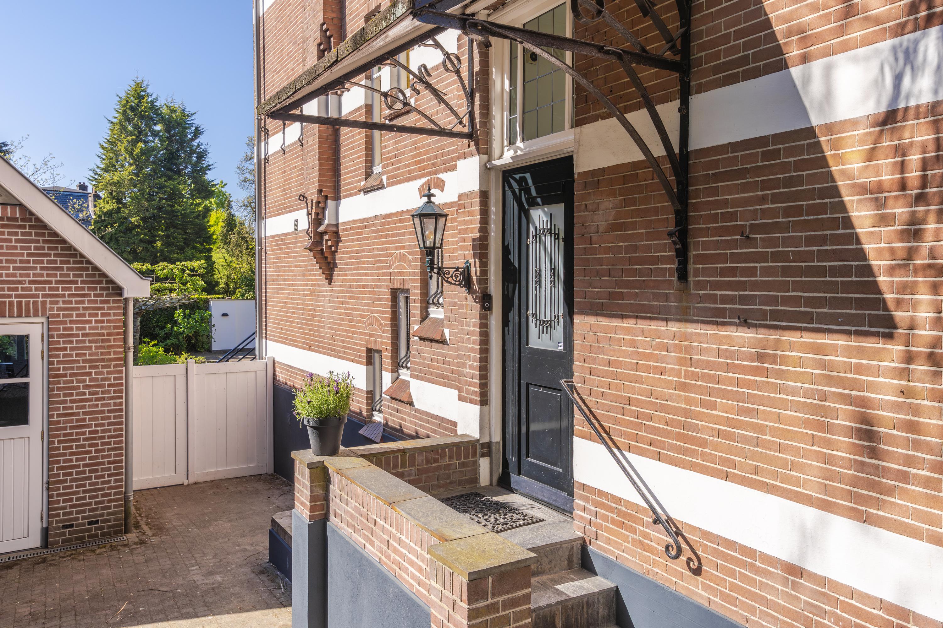 Hoekwoning te koop: Utrechtseweg 171, Arnhem