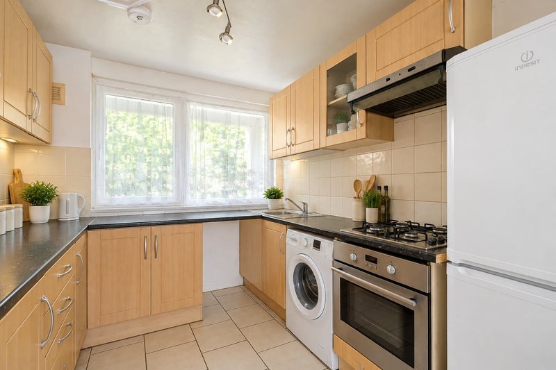 Flat Bingfield Street in Greater London