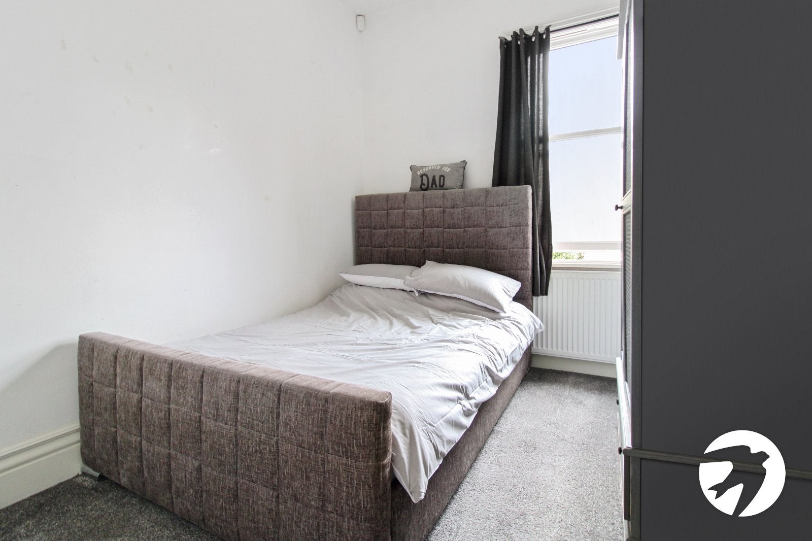 Flat Clarence Place in Gravesham