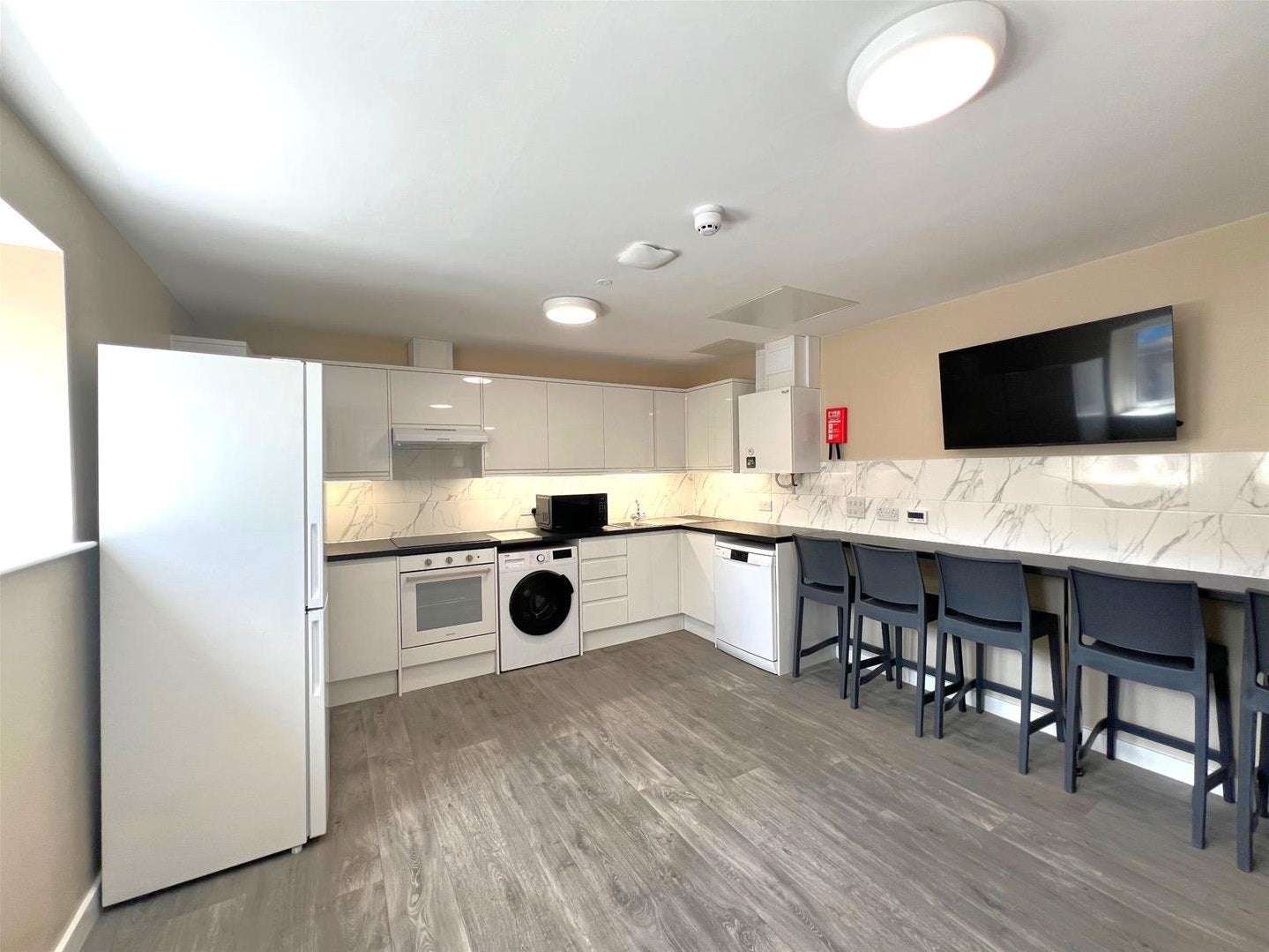 Flat Brigstocke Road in Bristol