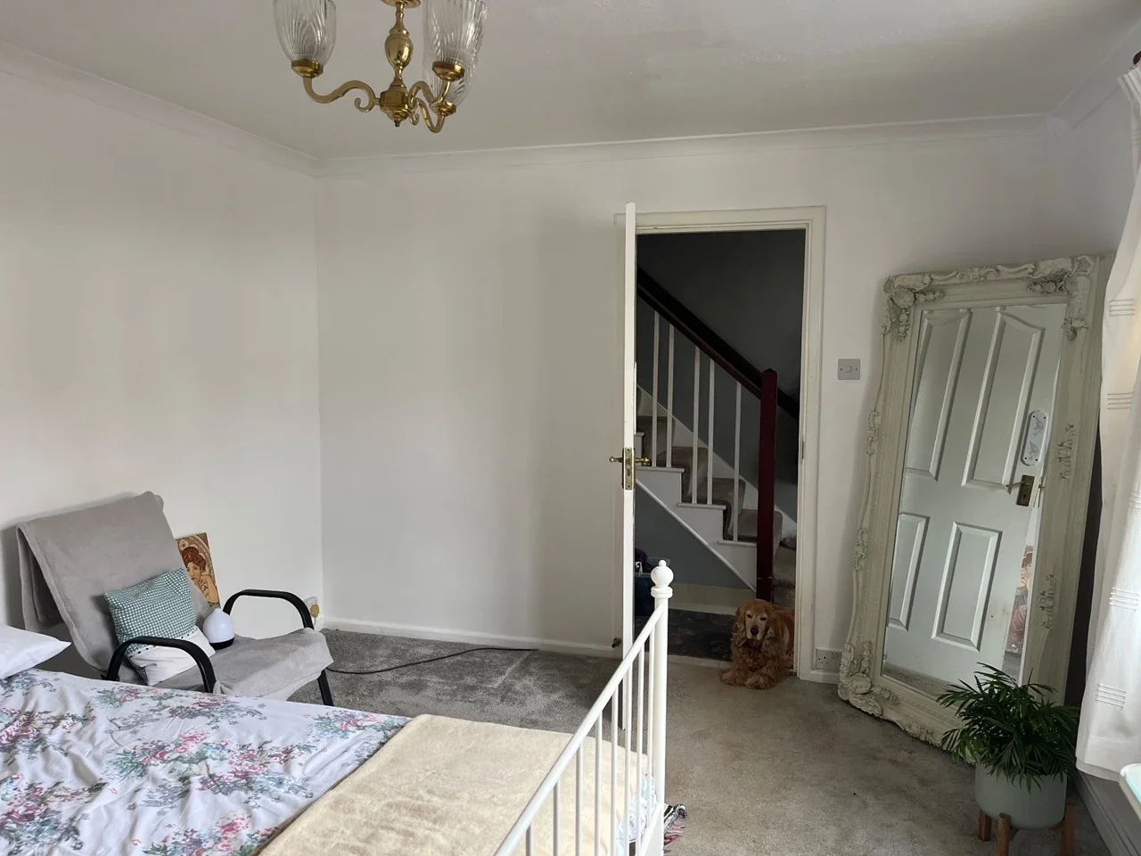 Room Fairway in Borough of Runnymede