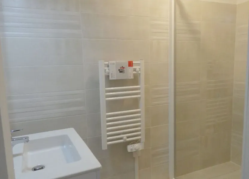 Appartement Rue Louis Aulagne à Oullins-Pierre-Bénite