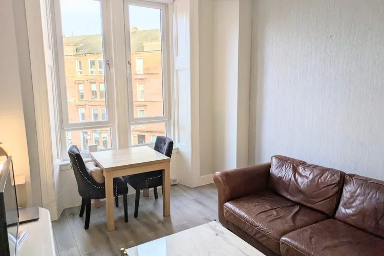 Flat Westclyffe Street in Glasgow