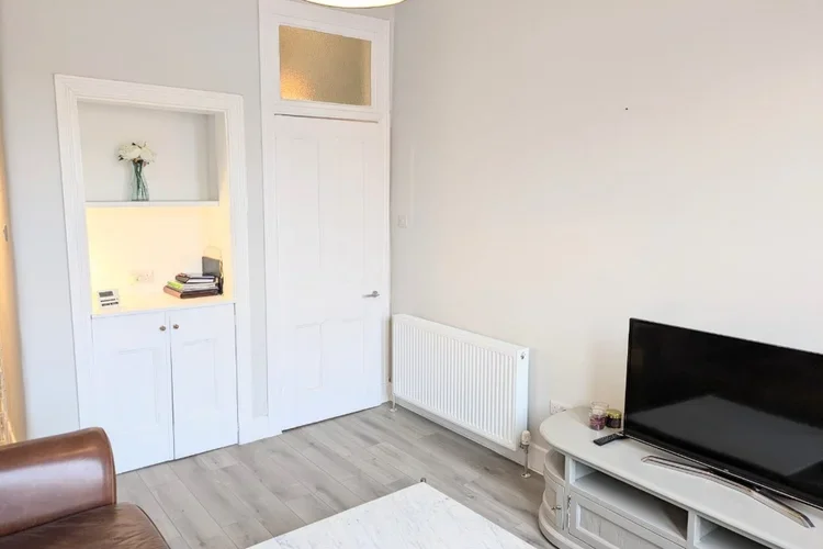 Flat Westclyffe Street in Glasgow