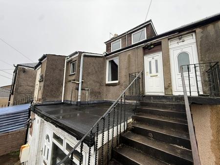 Flat Auchterderran Road in Lochgelly