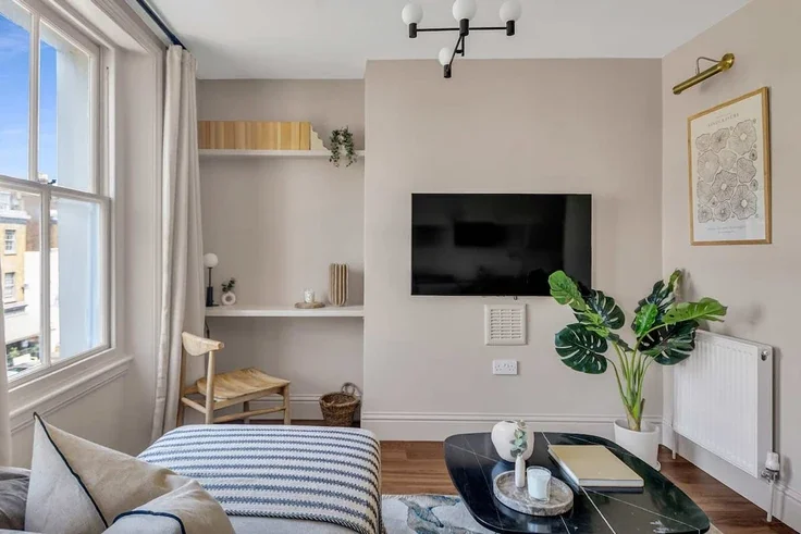 Flat Blenheim Terrace in City of Westminster