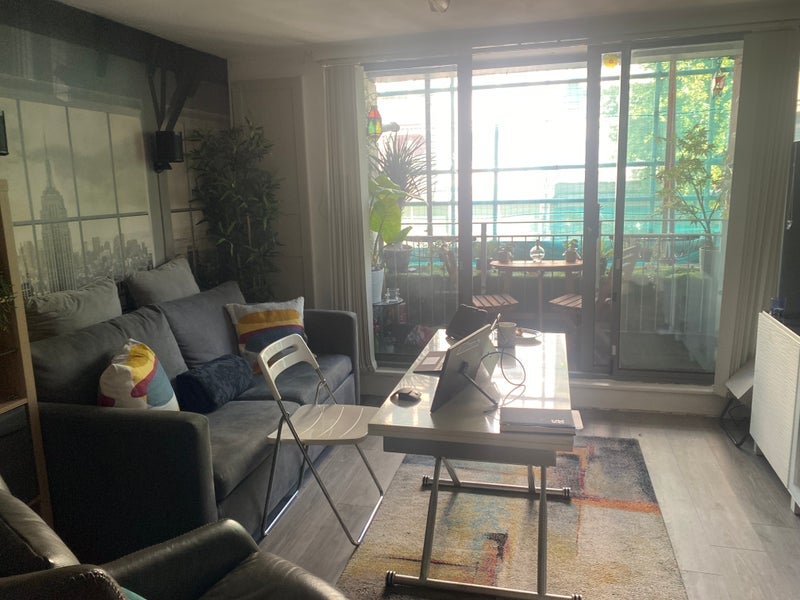 Room Swanscombe Road in Greater London