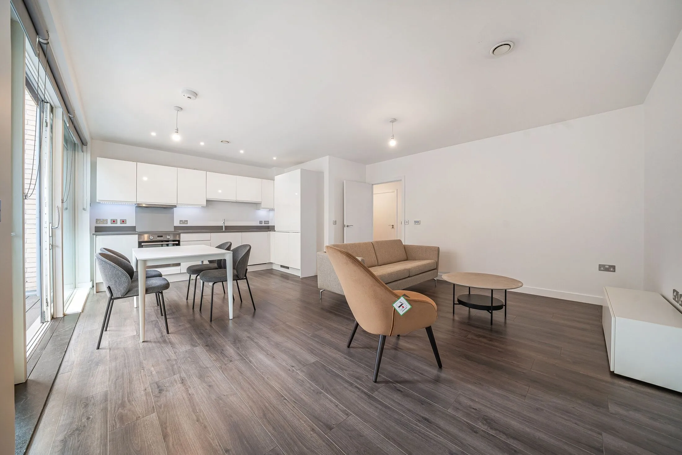 Flat Childeric Road in Greater London