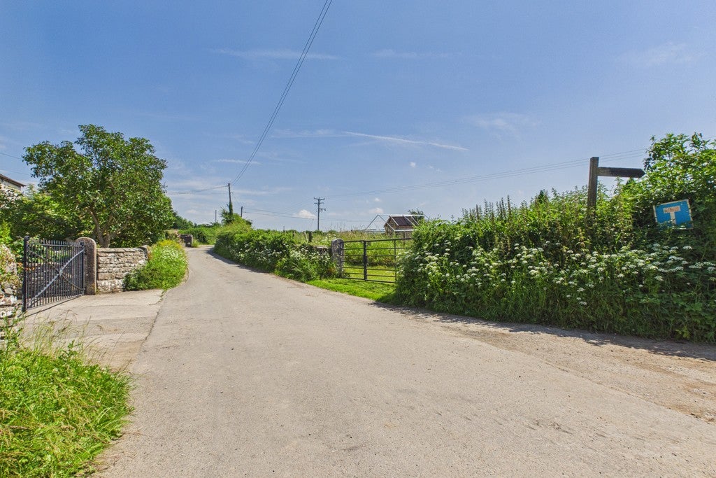 House Milton Lane in Crooklands