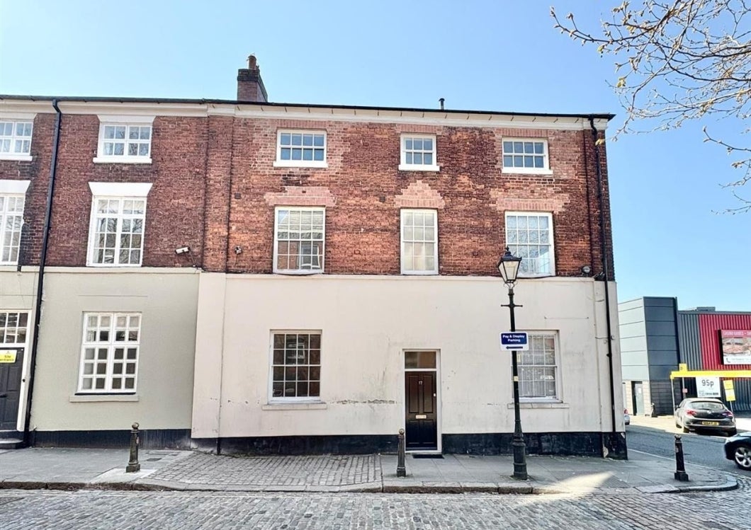 Flat Bond Street in Wolverhampton