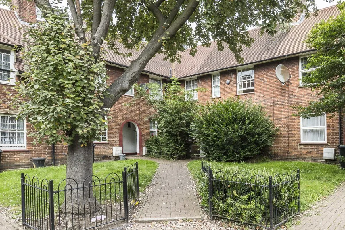 House Wulfstan Street in Greater London