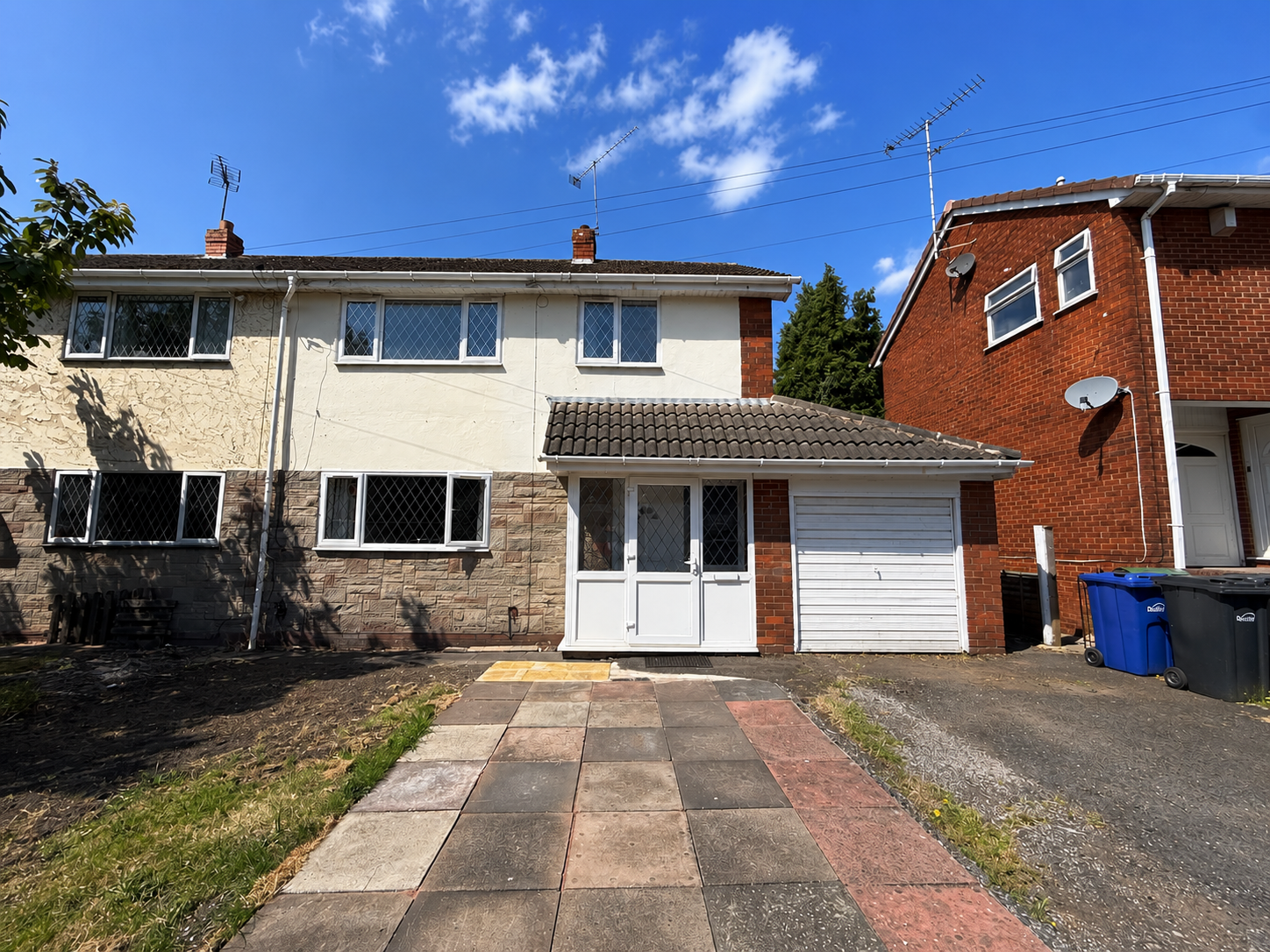 House Double Row in Dudley