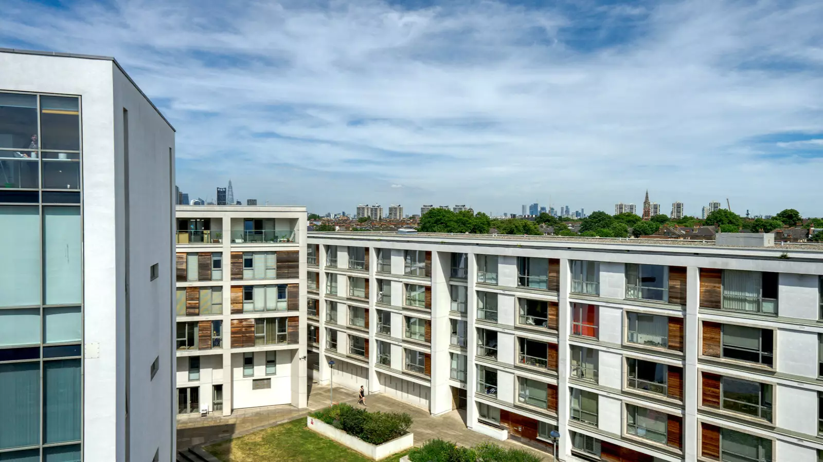 Flat Durand Gardens in Greater London