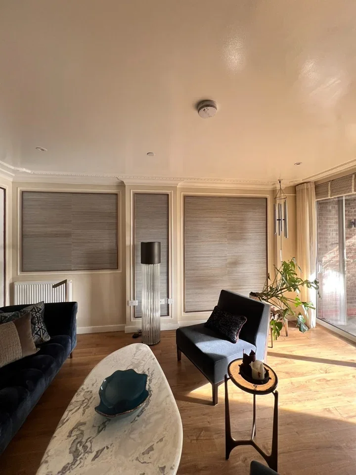 Room Neasden Lane in Greater London