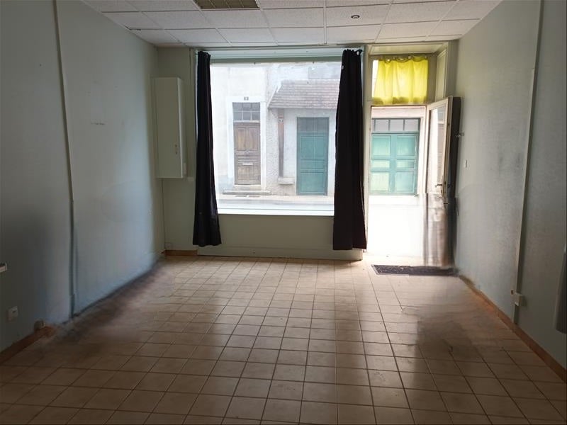 Flat Rue Mistaudin in Cérilly