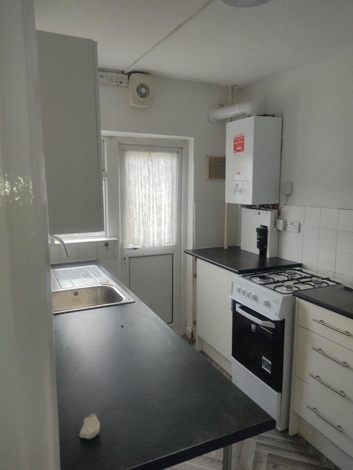 Flat Uxbridge Road in Greater London