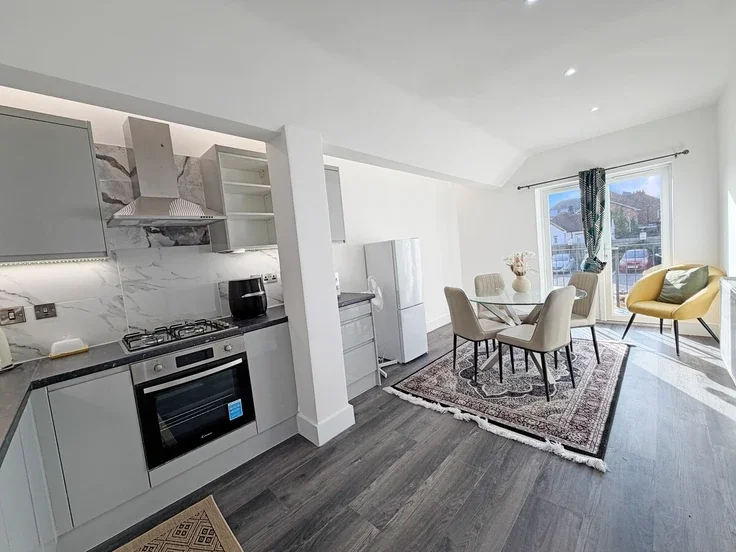 Flat Durrans Court in Milton Keynes