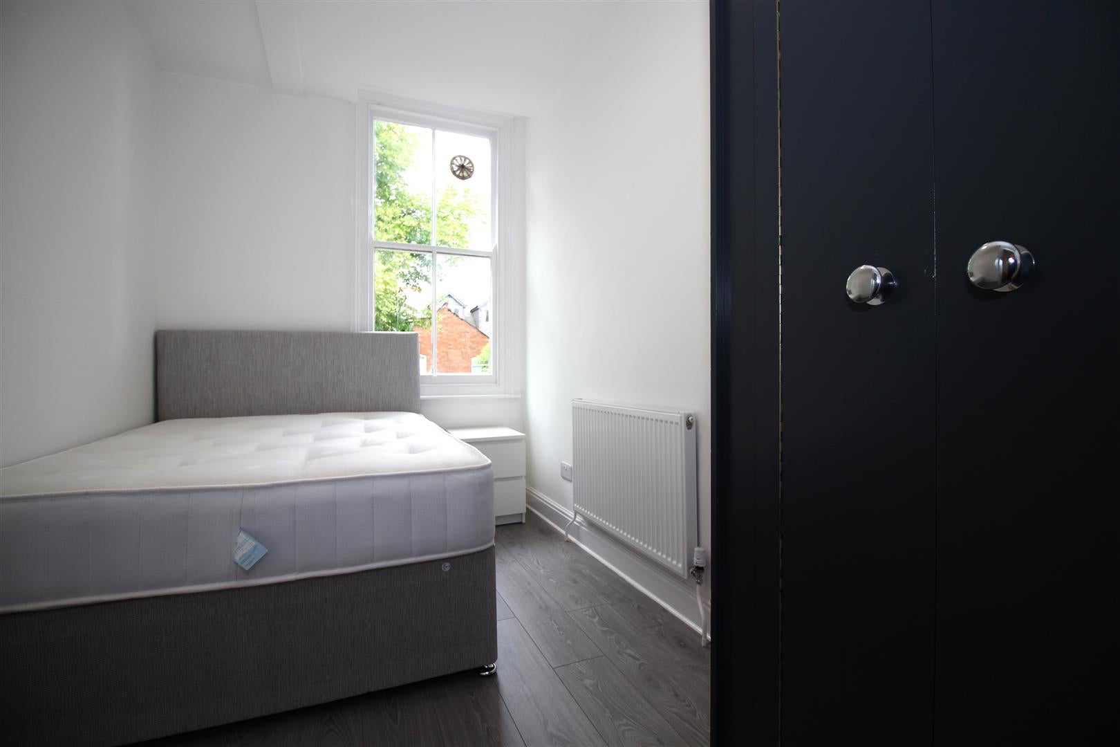 Flat Evington Road in Leicester