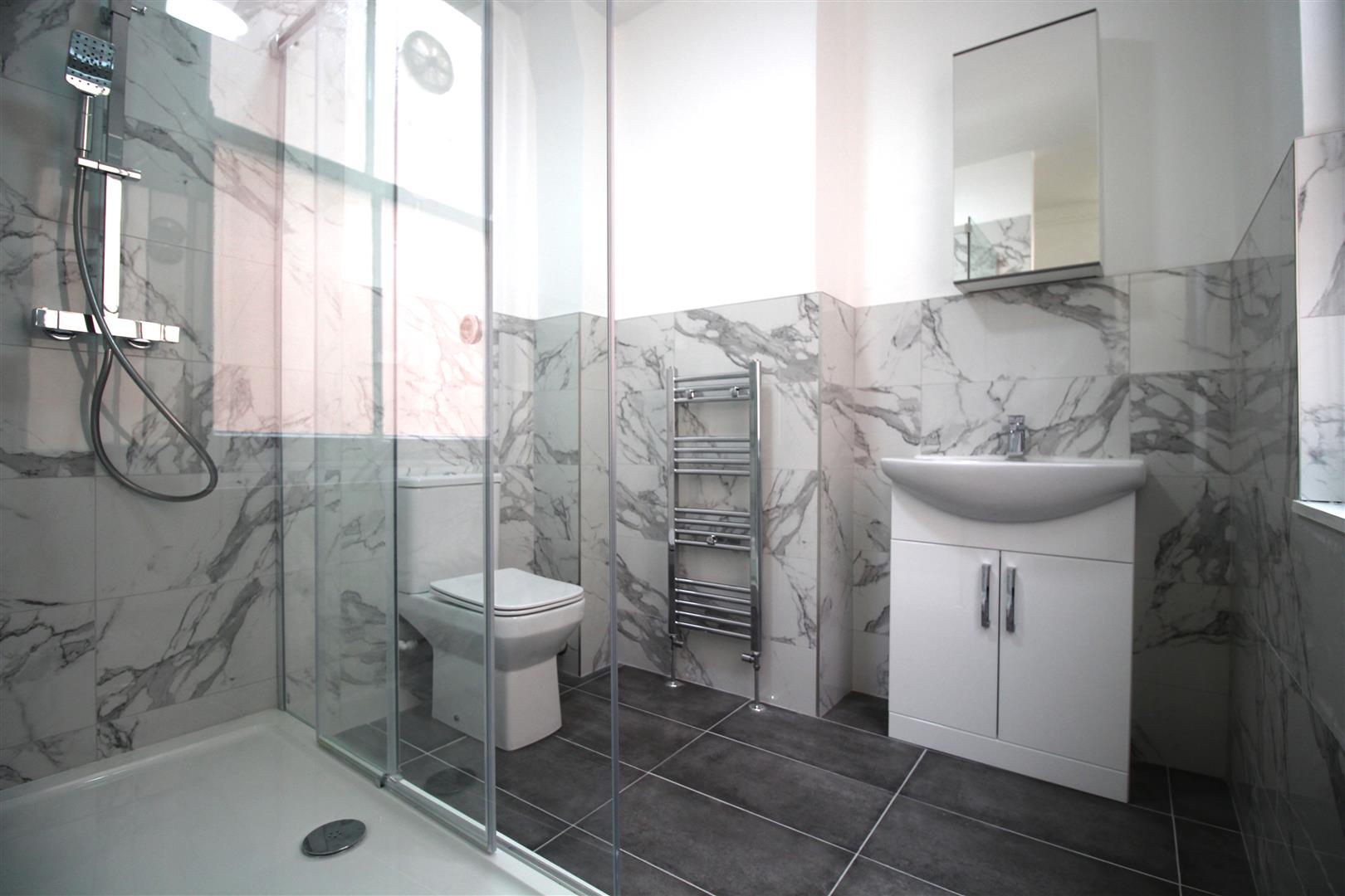 Flat Evington Road in Leicester