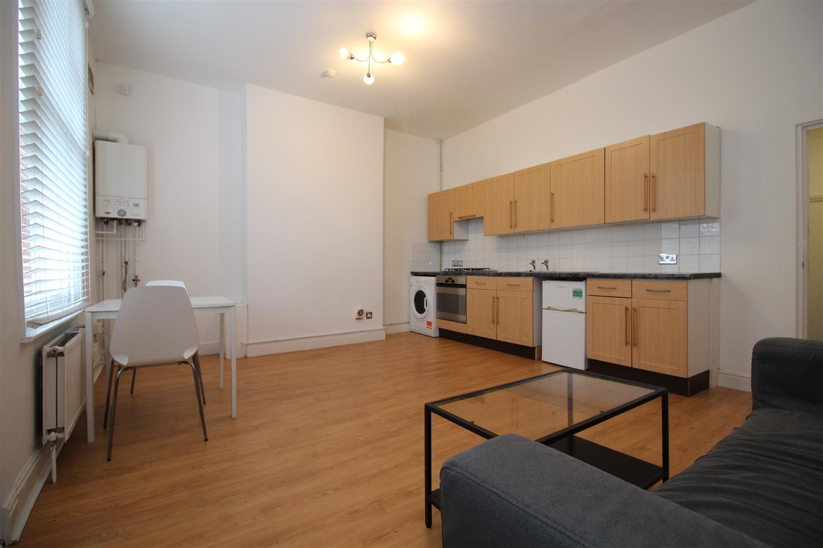 Flat Evington Road in Leicester