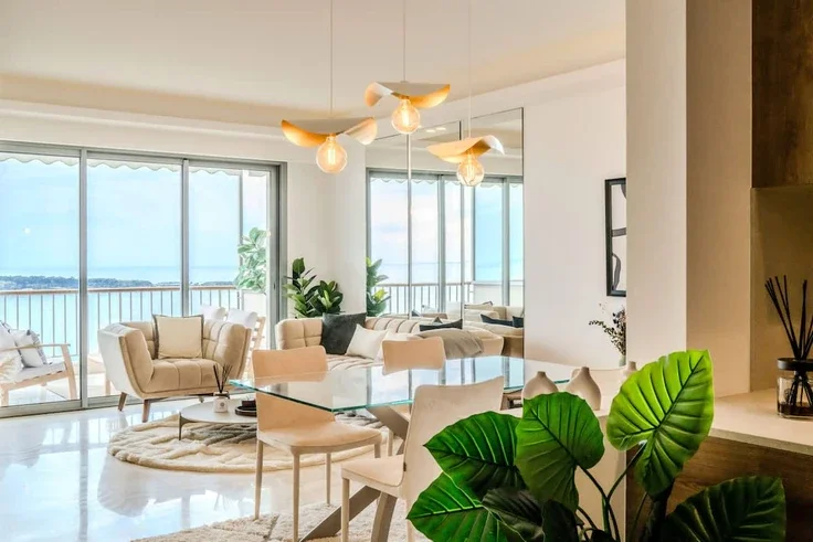 Appartement Avenue du Roi Albert 1er à Cannes