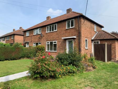 House Coronation Avenue in Lichfield