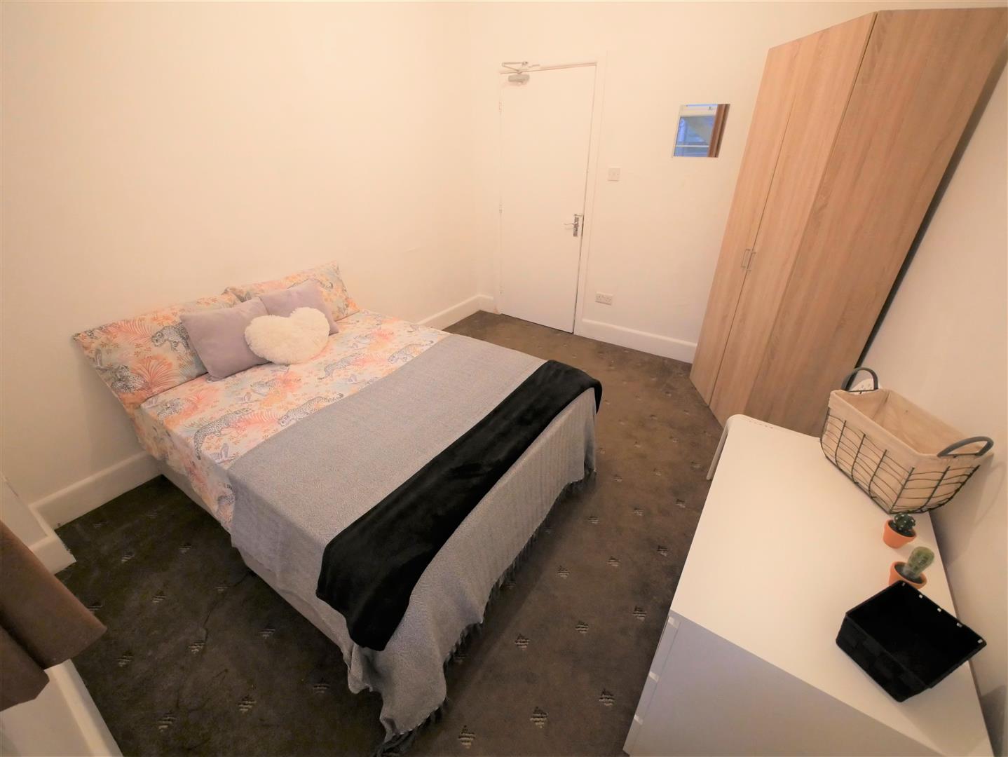 Room Highlands Crescent in Bournemouth