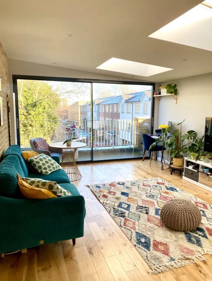 Flat Buckley Close in Greater London