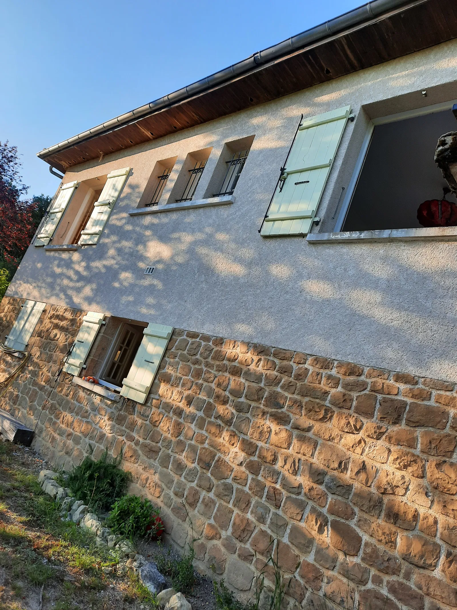 Chambre Route de Planèze à Saint-Laurent-les-Tours