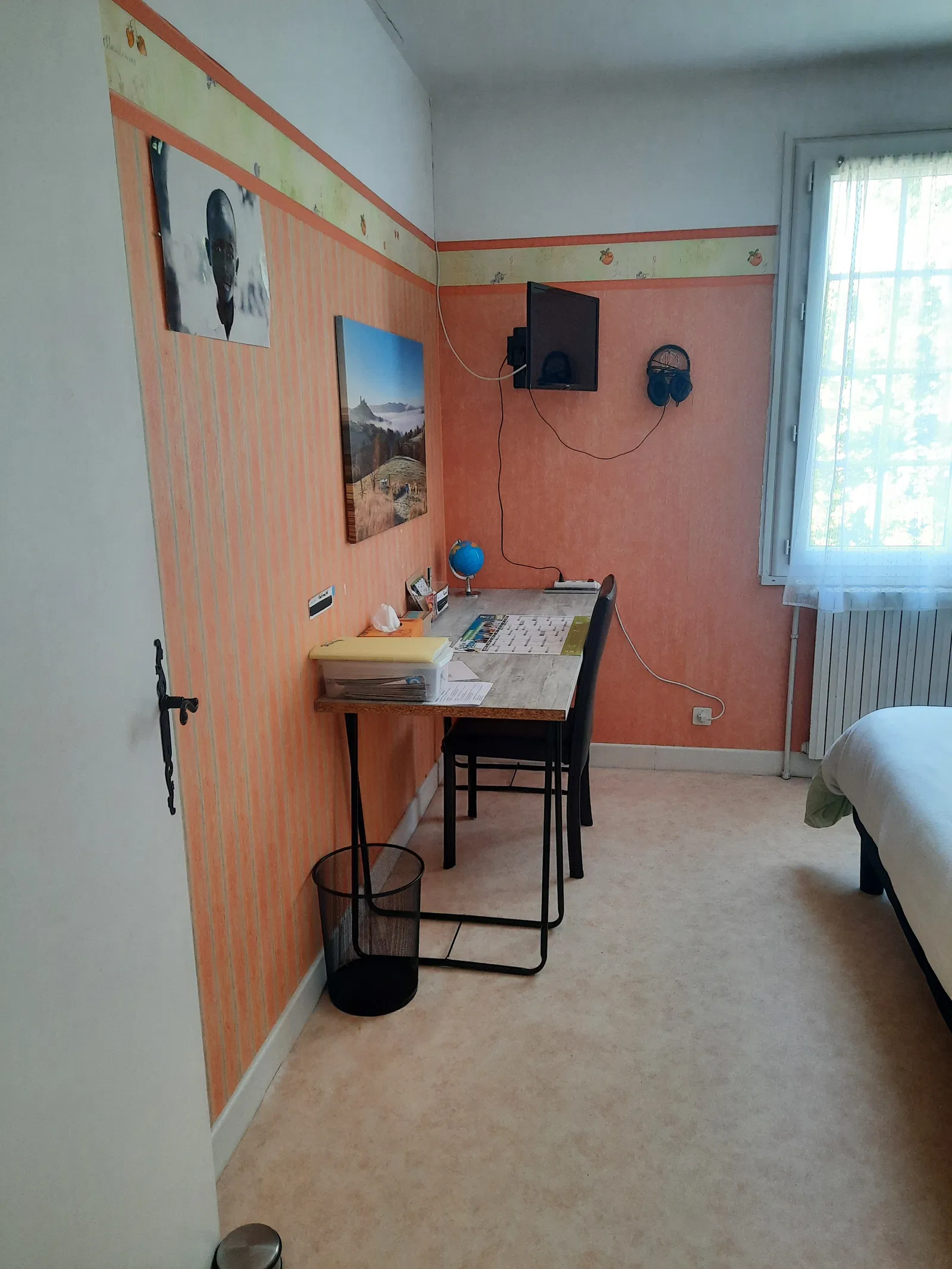 Chambre Route de Planèze à Saint-Laurent-les-Tours