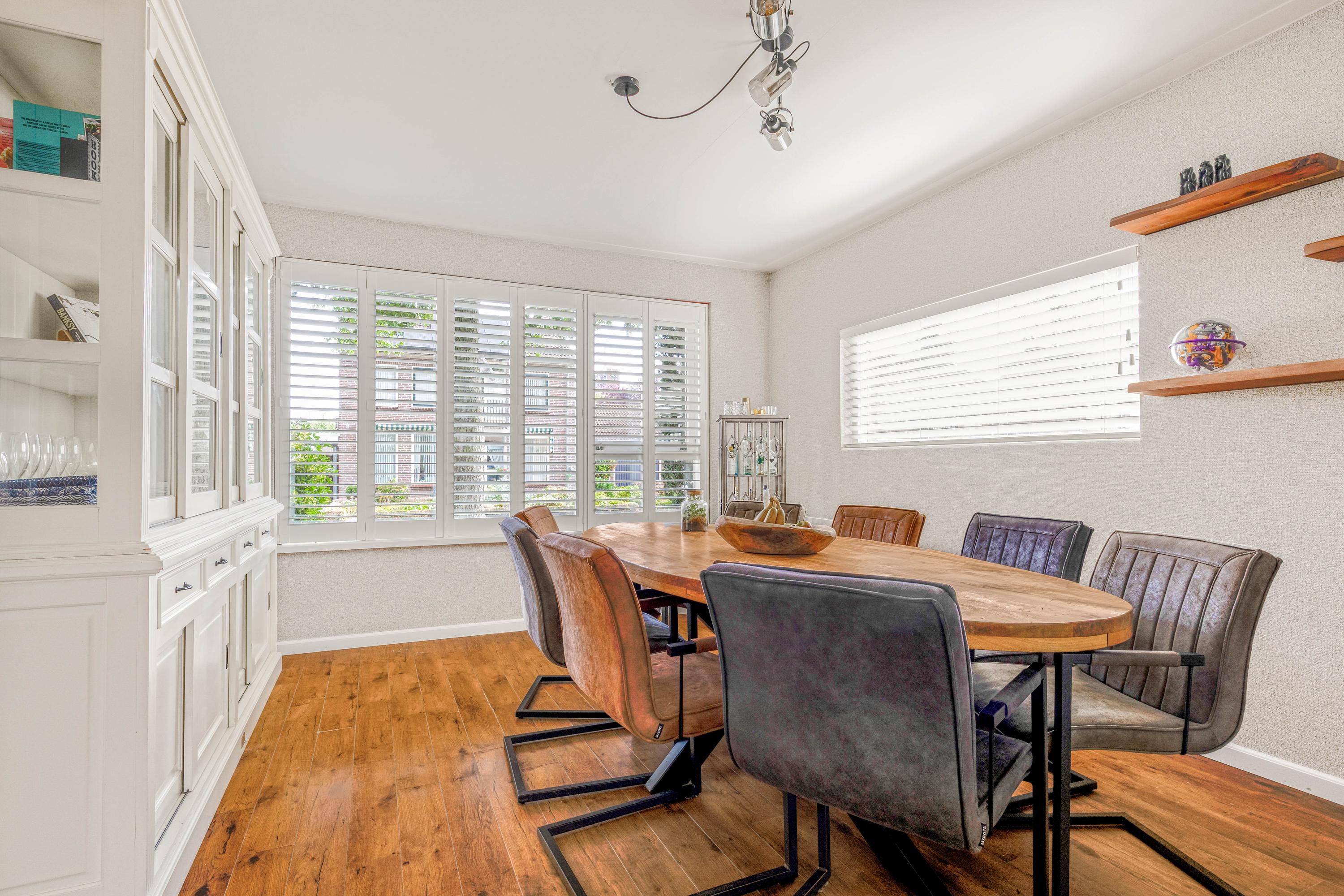Tussenwoning te koop: Kerkstraat 43, Nieuw-Vennep