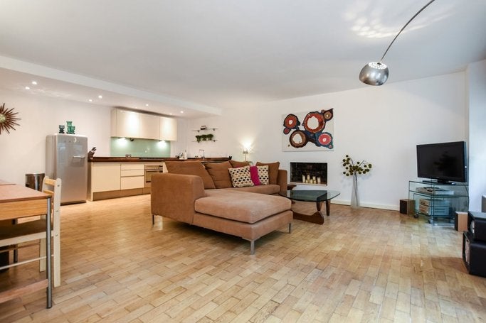 Flat Cleveland Square in City of Westminster