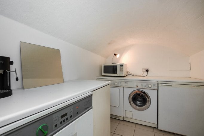 Flat Cleveland Square in City of Westminster