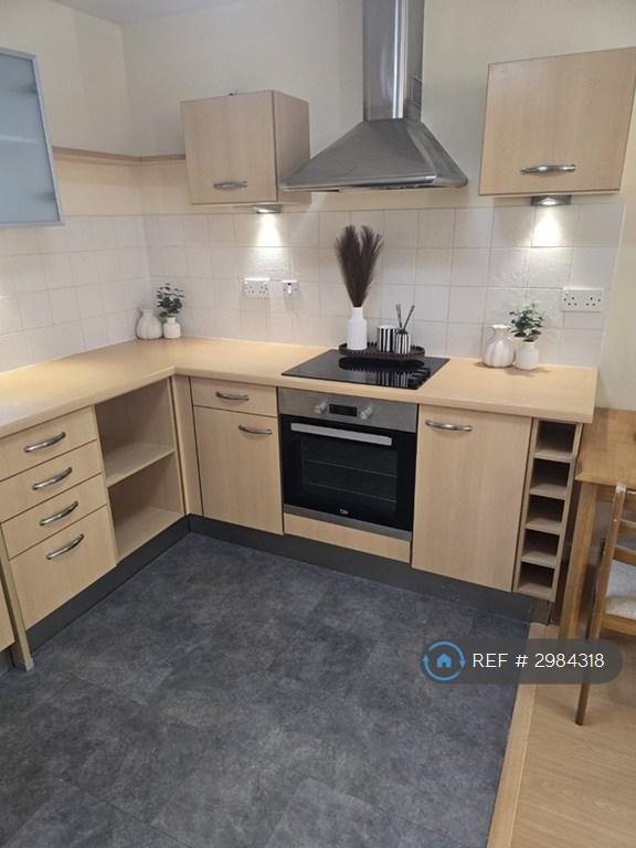 Flat Kennet Walk in Reading
