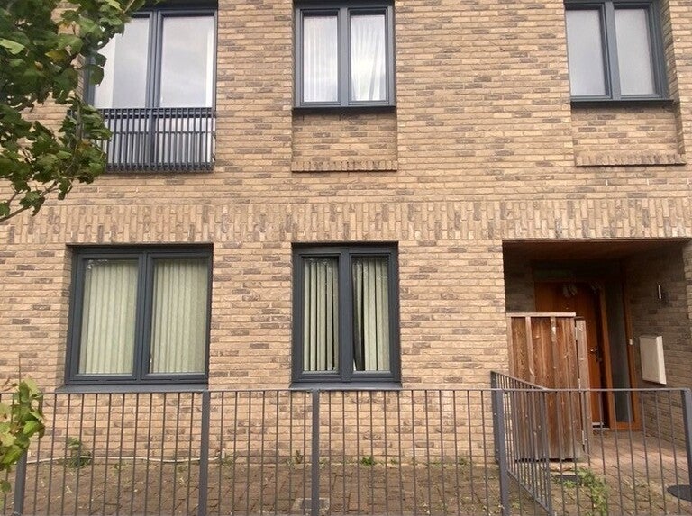 House Dagenham Road in London