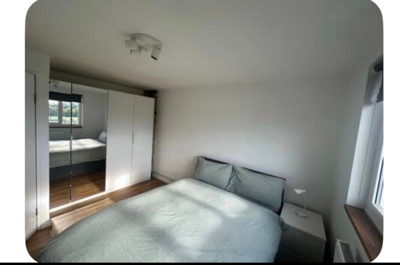 Room Villiers Close in Greater London