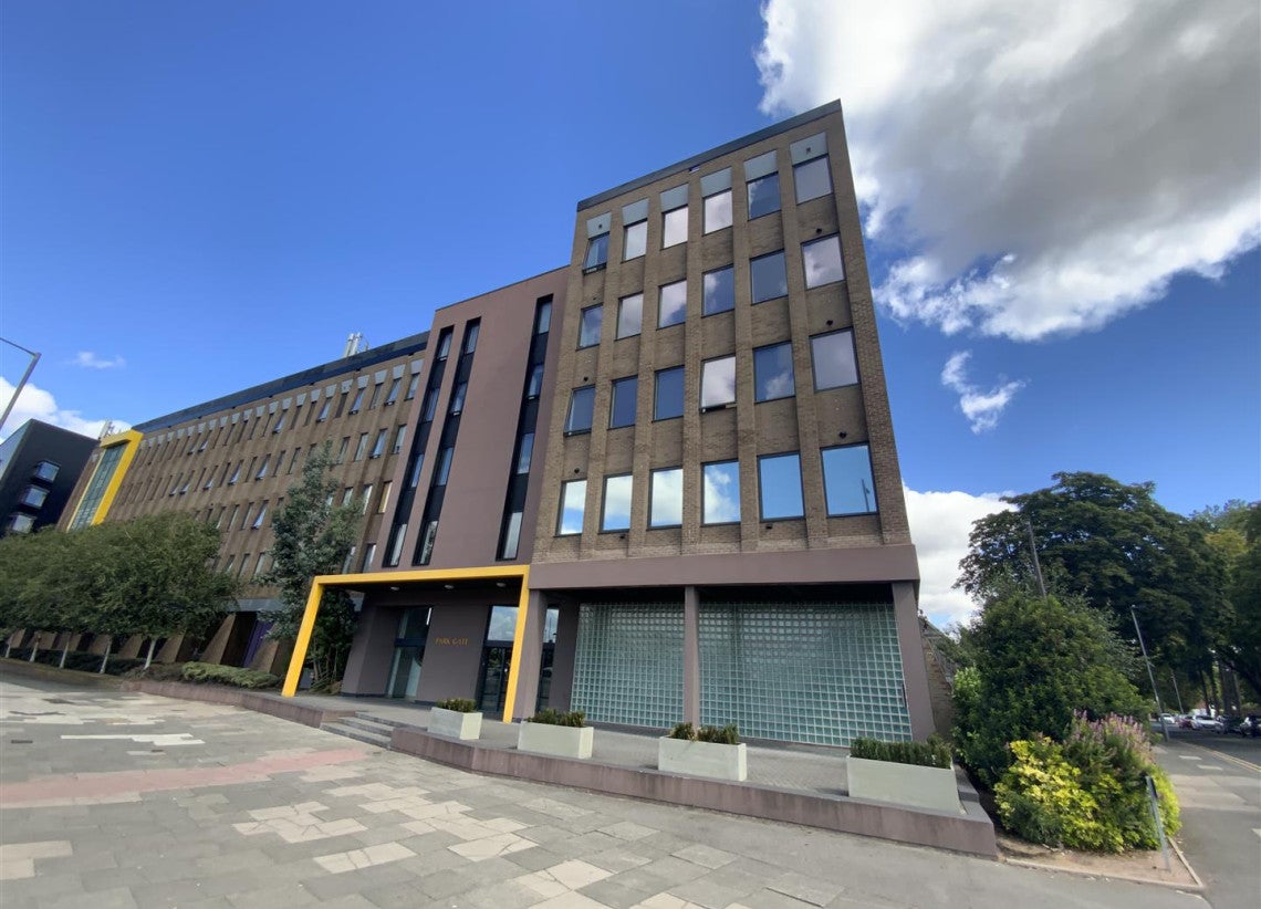Flat Coventry Road in Birmingham