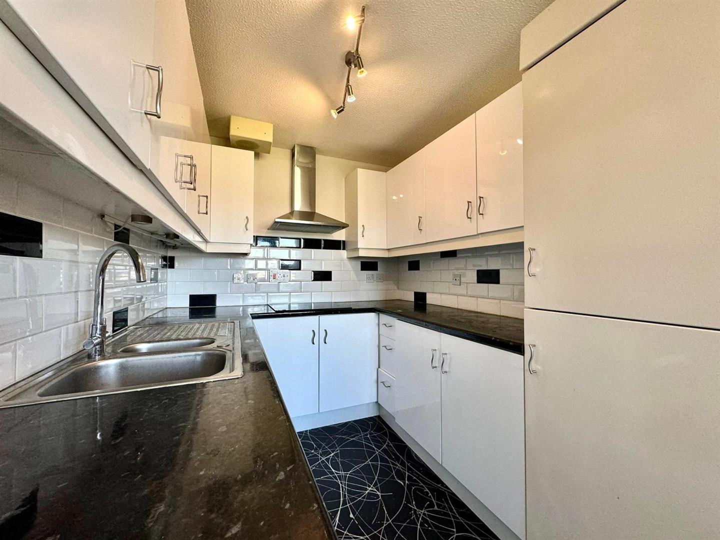 Flat Sandon Road in Stafford