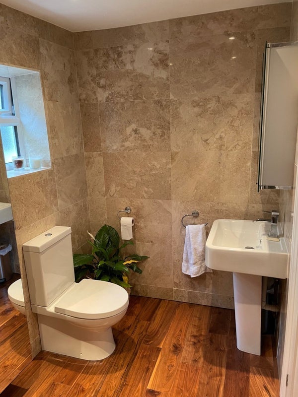 Room Cornford Grove in Greater London