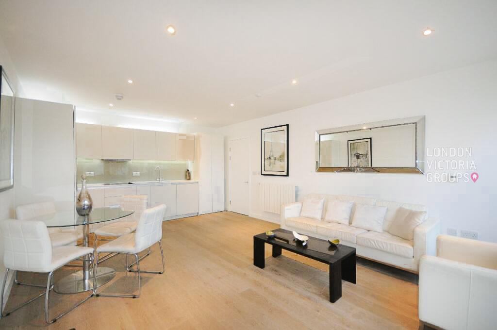 Flat Tudway Road in Greater London