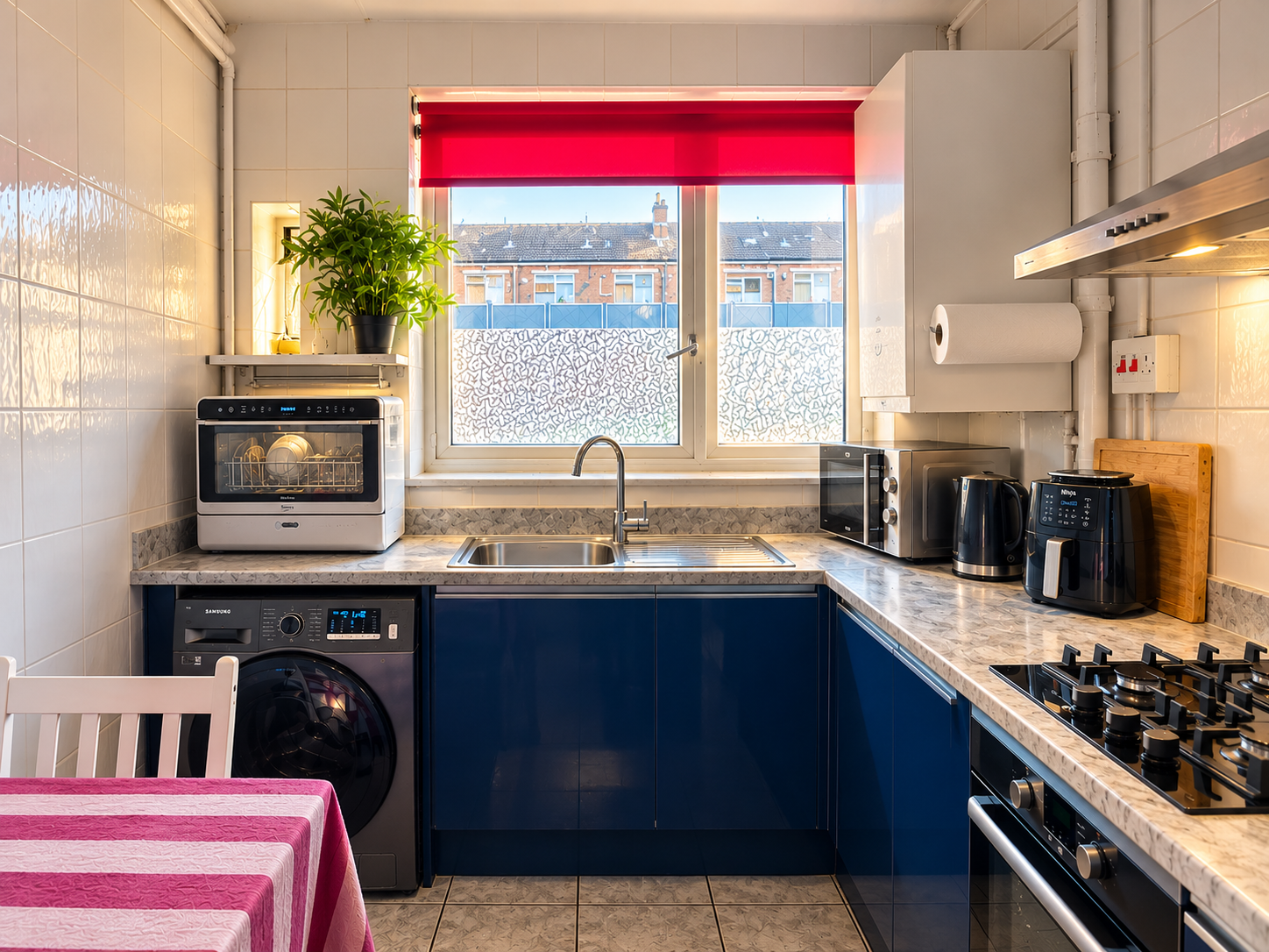 Flat Wickford Street in Greater London