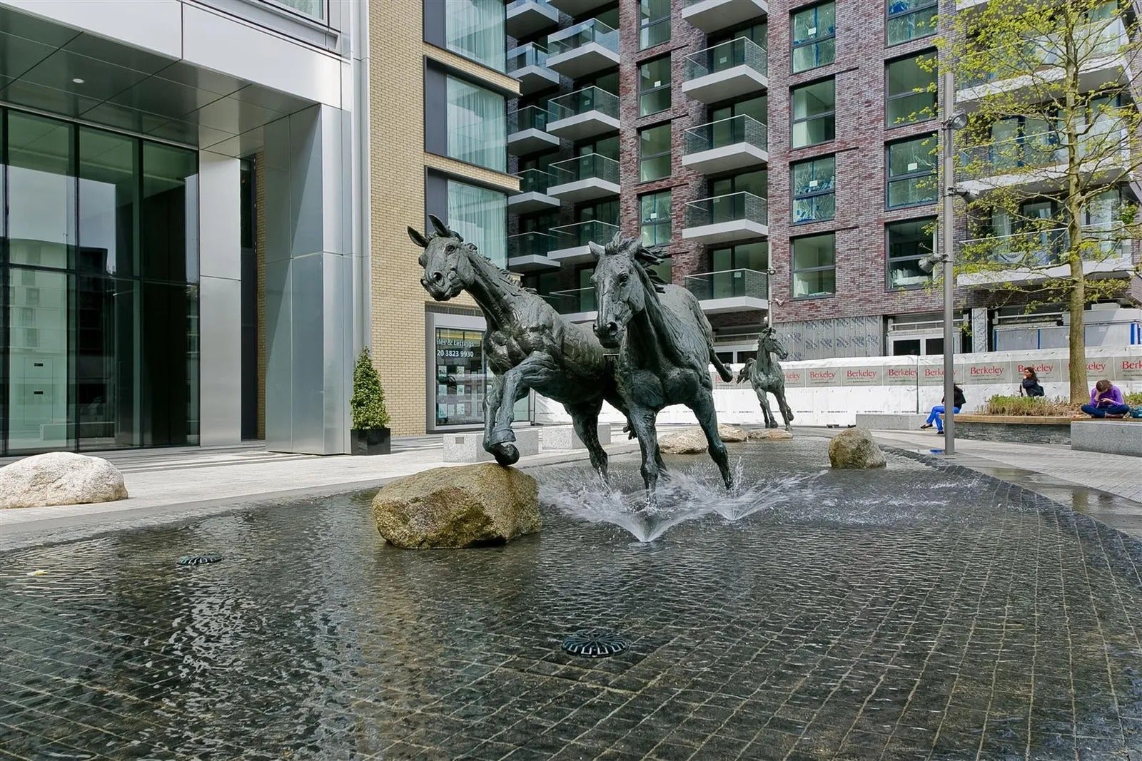 Flat Canter Way in Greater London