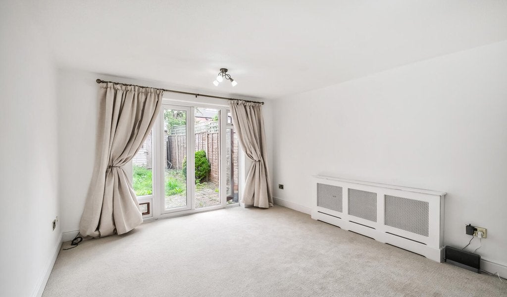 House Greenstone Mews in Greater London